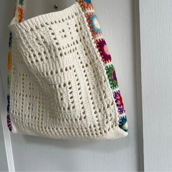 Bohemian Style Crochet Bag - Picture 6 of 6